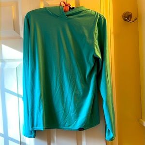Patagonia men’s Capilene hoody, size XS